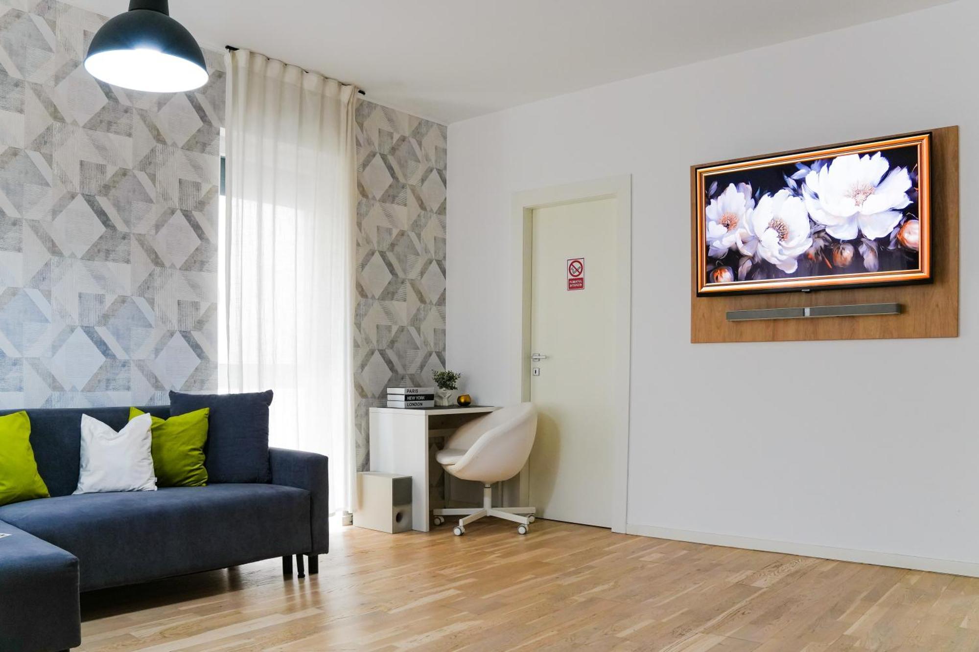 Sara - Stylish Apt With Balcony Near Piata Obor Bucharest Exterior photo
